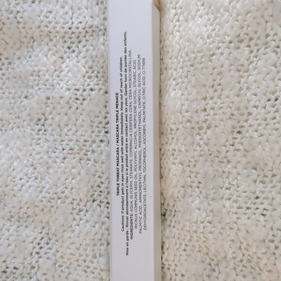 ICONIC London Triple Threat Mascara in Black, 9ml/0.30fl oz - Picture 6 of 10